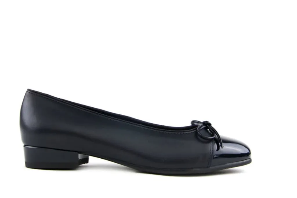 Ballerina's | Loafers / Instappers^Ara Ballerina Bari Blauw Leer Lak