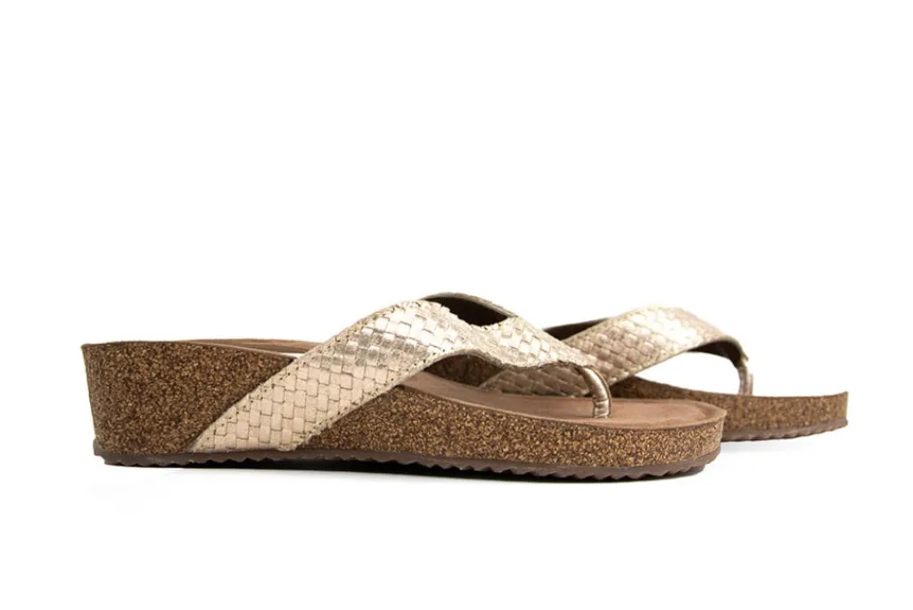 Slippers | Sandalen En Slippers^Lazamani Toe Post Slippers Weave Wedge Gold
