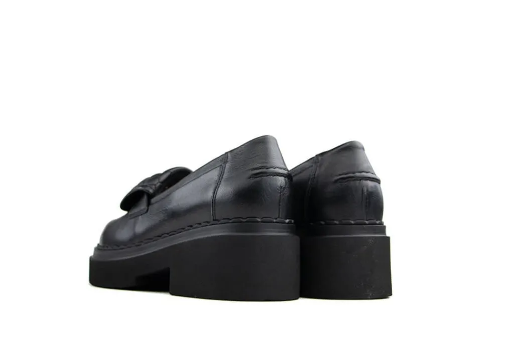 Instappers | Loafers / Instappers^Nubikk Finn Gatsby Black Leather